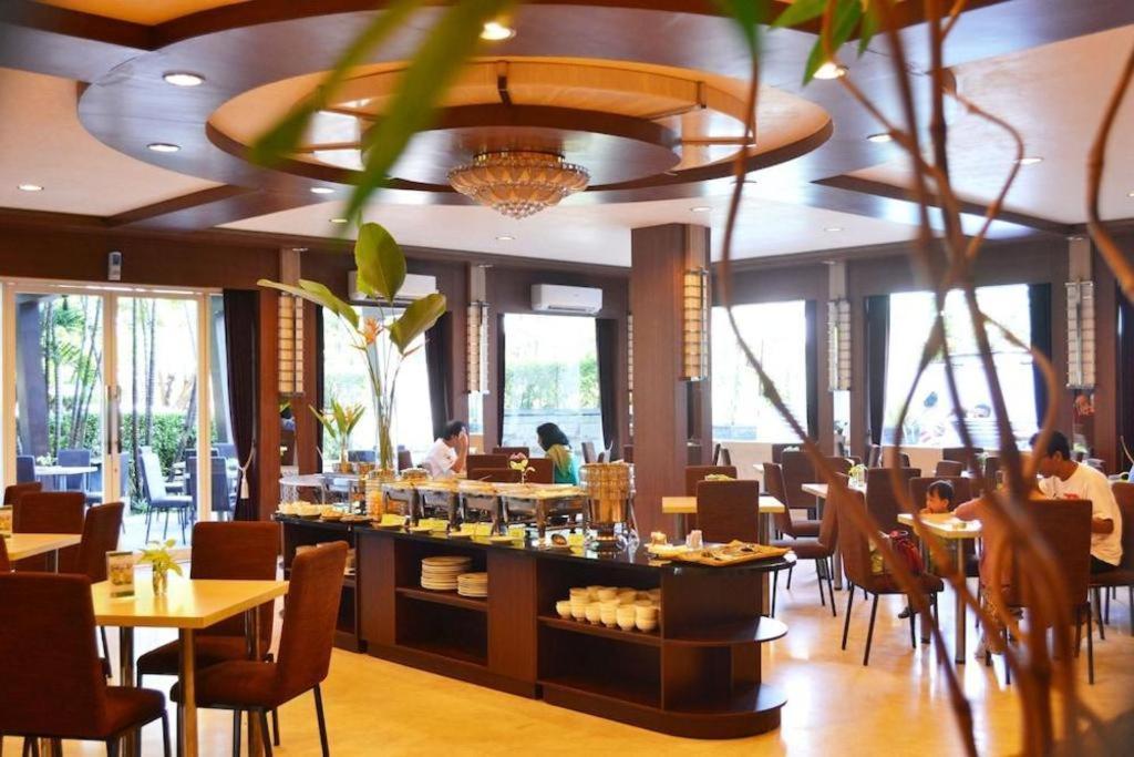 Resort Country Heritage Surabaya